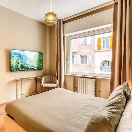 Downtown Srl - Croce Di Malta Royale アパート