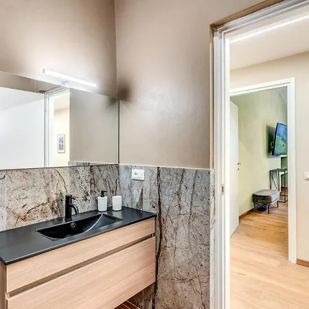 アパート Downtown Srl - Croce Di Malta Royale ラ・スペツィア