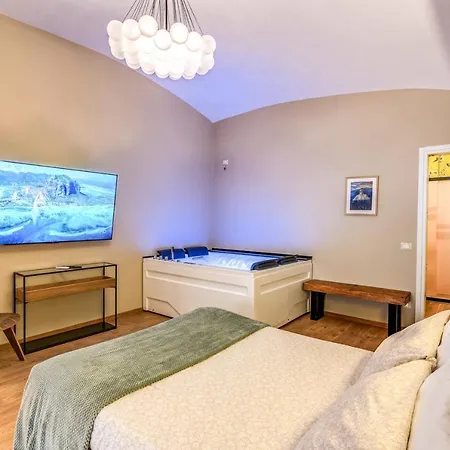 Downtown Srl - Croce Di Malta Royale Apartamento